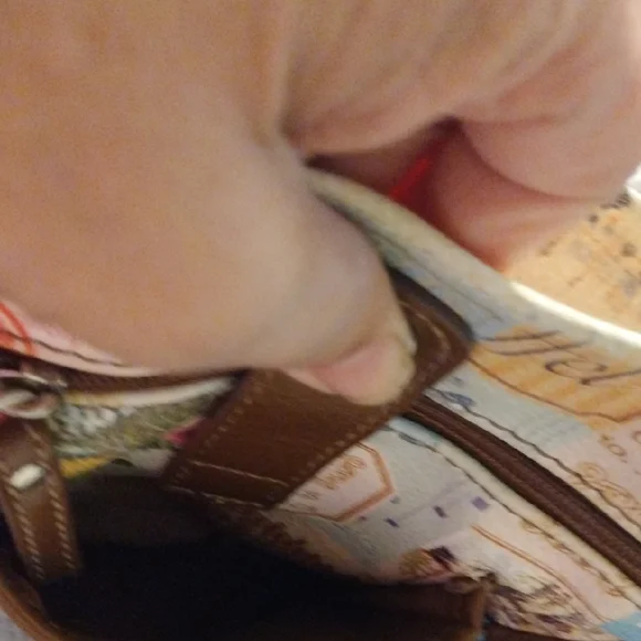 Multicolor Crossbody Bag - Picture 10 of 11